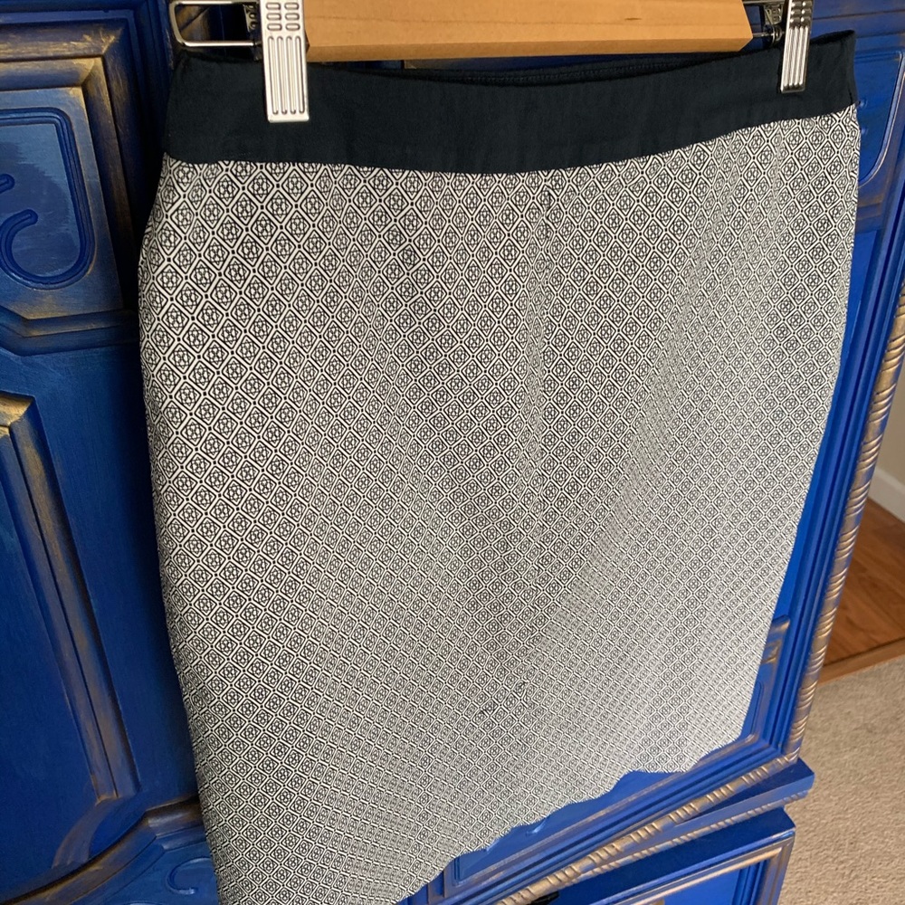 ⭐️ Margaret M Skirt Pull-On Stretch Stitch Fix - Picture 2 of 3
